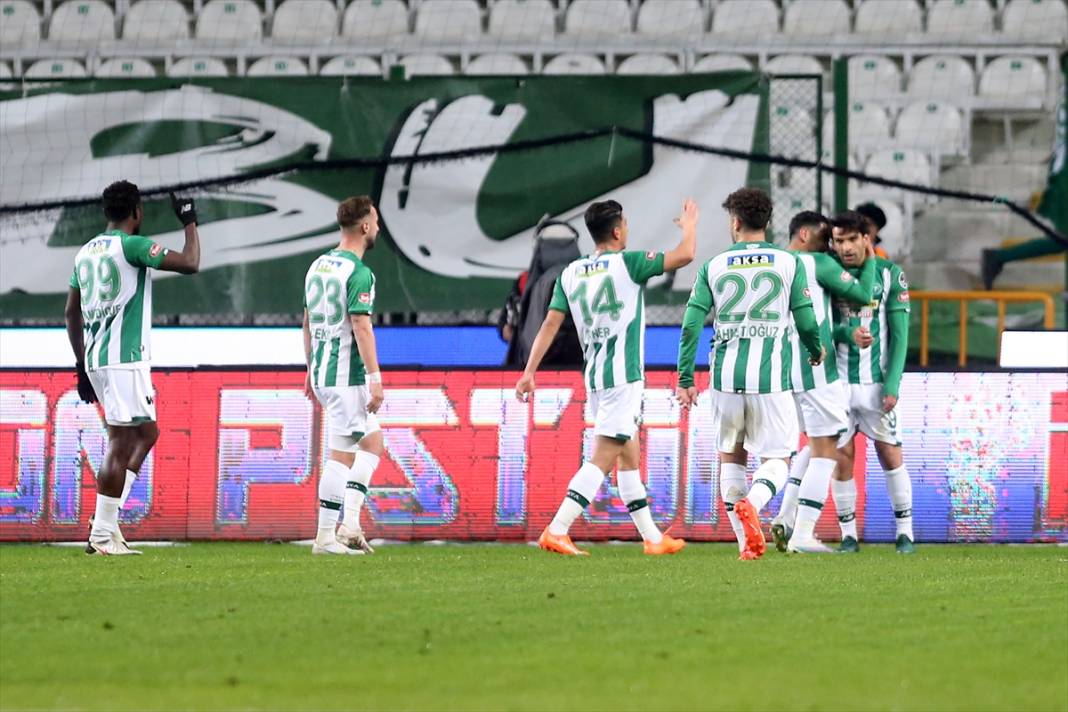 Konyaspor-Antalyaspor maçından kareler 3