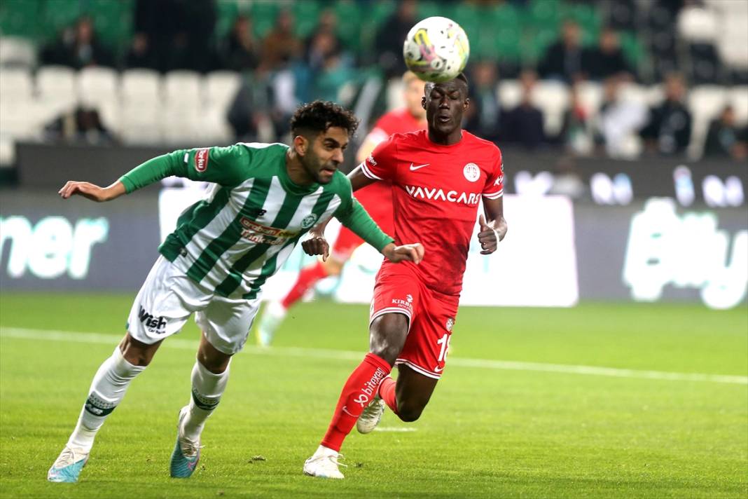Konyaspor-Antalyaspor maçından kareler 7