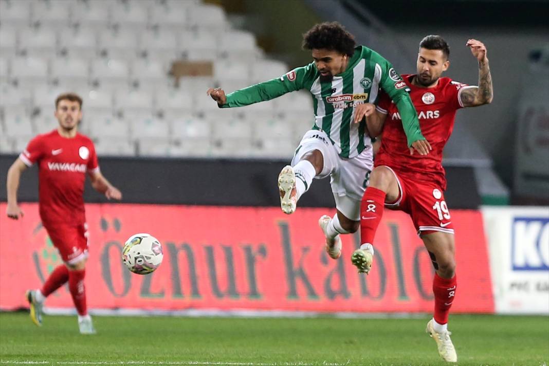 Konyaspor-Antalyaspor maçından kareler 6