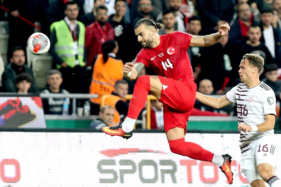 Türkiye-Letonya maçından özel kareler 6