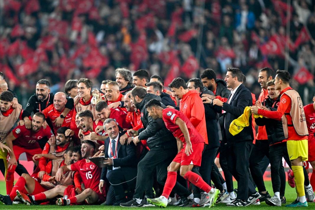 Türkiye-Letonya maçından özel kareler 14