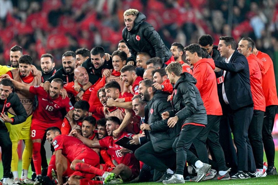 Türkiye-Letonya maçından özel kareler 16