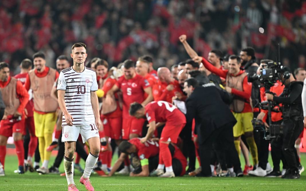 Türkiye-Letonya maçından özel kareler 15