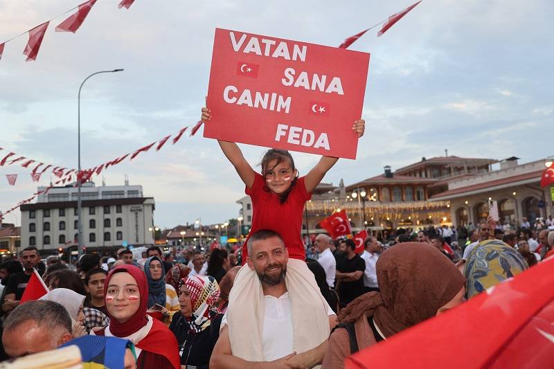 Konyalılar Mevlana Meydanı'nda buluştu 9