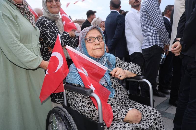 Konyalılar Mevlana Meydanı'nda buluştu 7