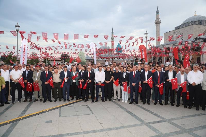 Konyalılar Mevlana Meydanı'nda buluştu 5