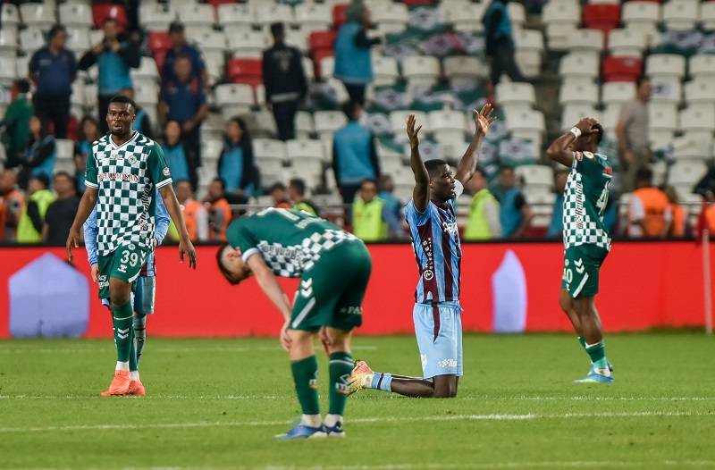 Trabzonspor-TÜMOSAN Konyaspor kupa finalinden kareler 10