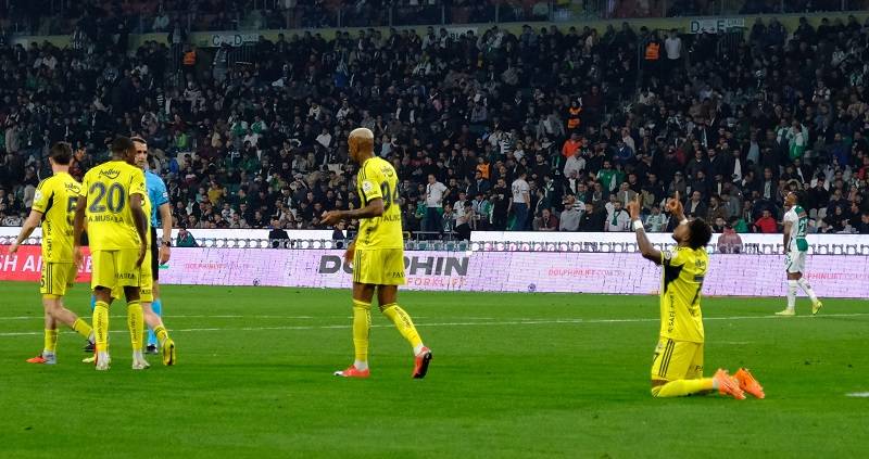 TÜMOSAN Konyaspor- Fenerbahçe maçından kareler 12