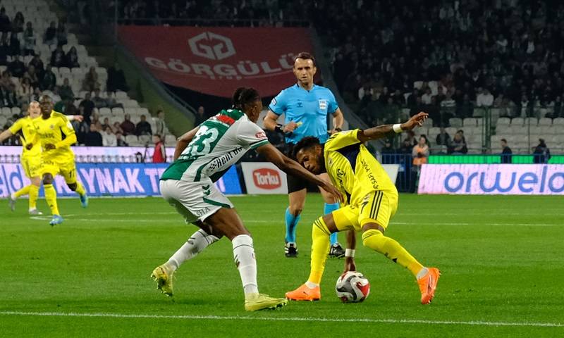 TÜMOSAN Konyaspor- Fenerbahçe maçından kareler 10