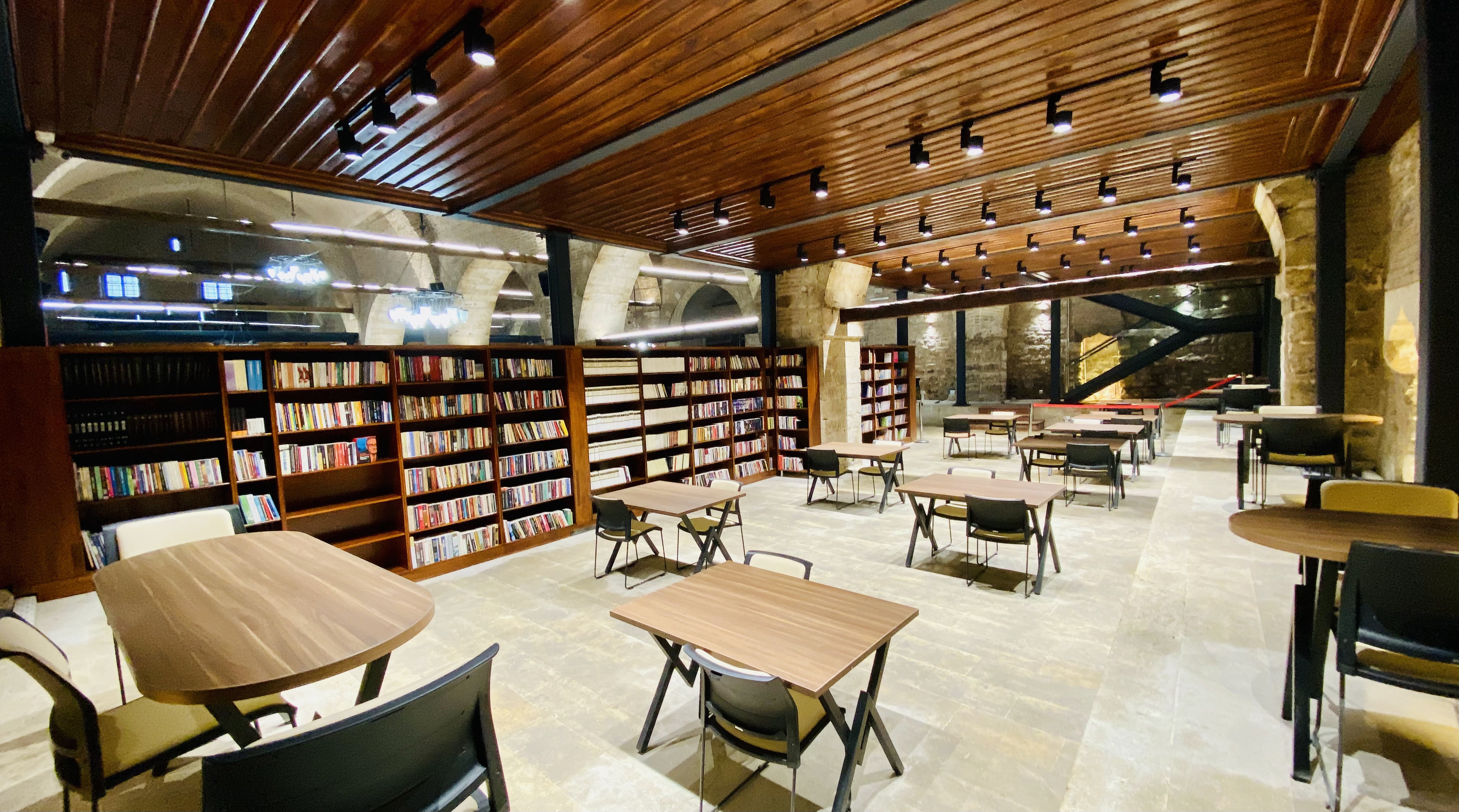Ilgın'a modern okuma salonu