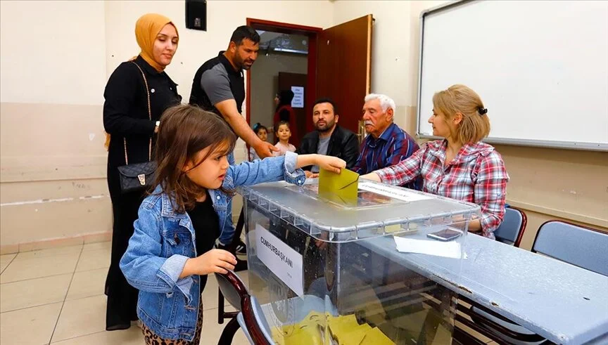 Türkiye sandık başına gitti