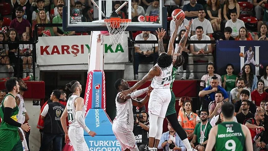 Pınar Karşıyaka başantrenörü Sarıca ''artık rakibimizi bekliyoruz''