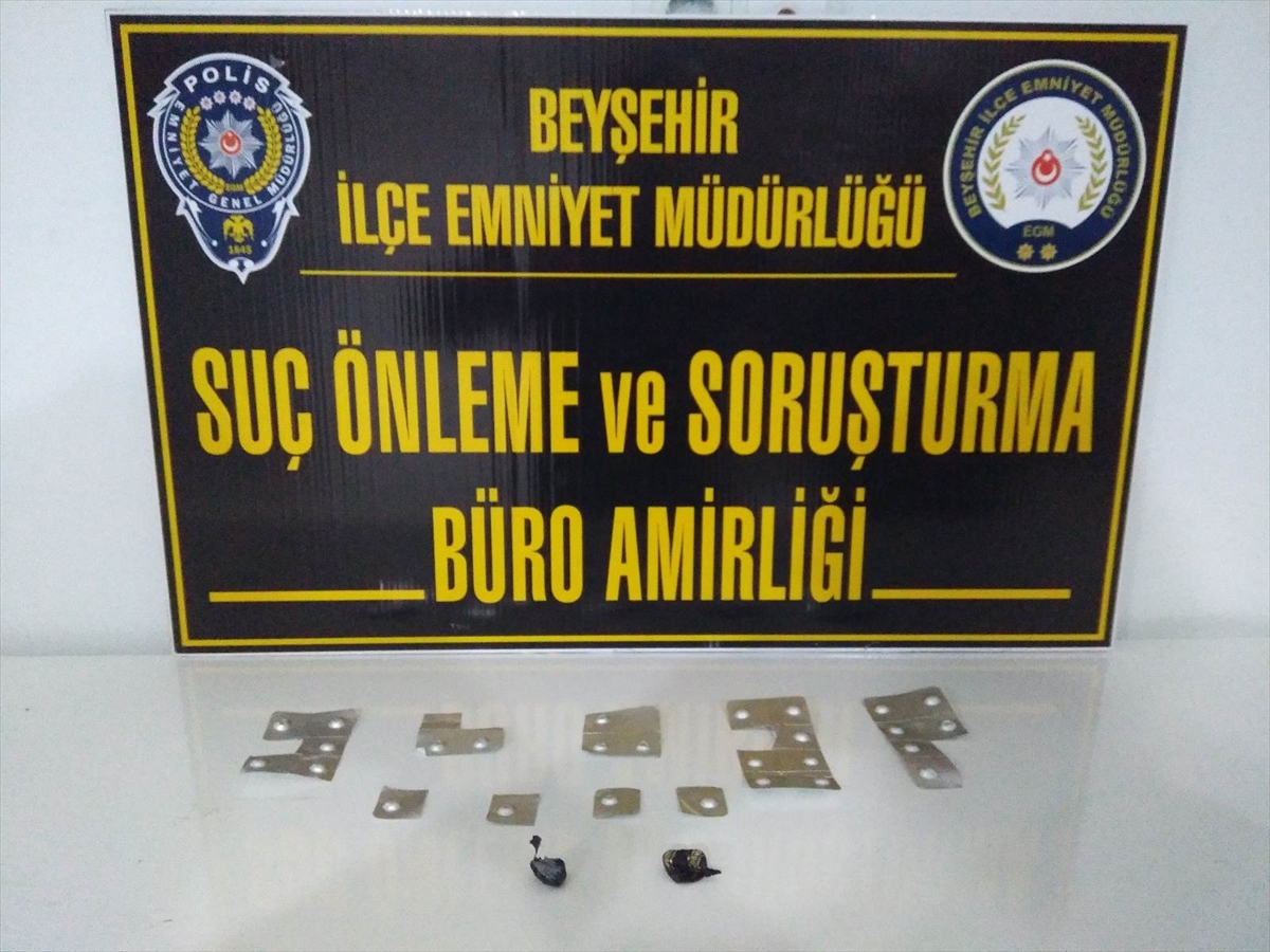 Uyuşturucu ticareti yapmaktan tutuklandı