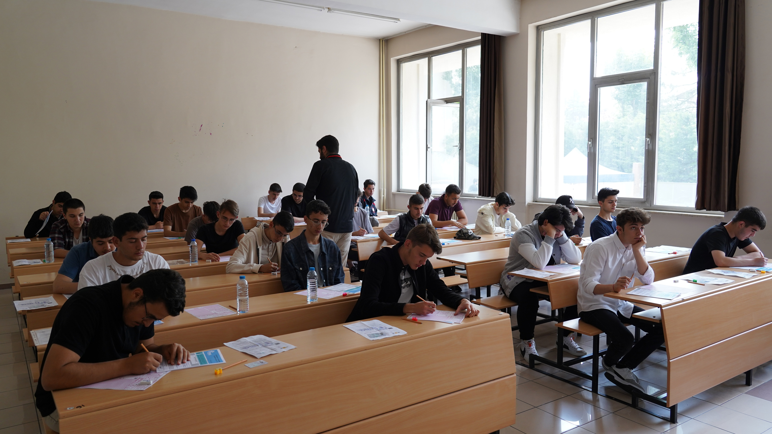 Üniversite adayları YKS provası yaptı