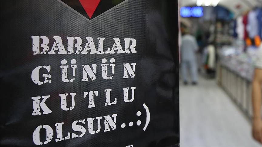 Esnafın umudu babalar günü alışverişlerinde