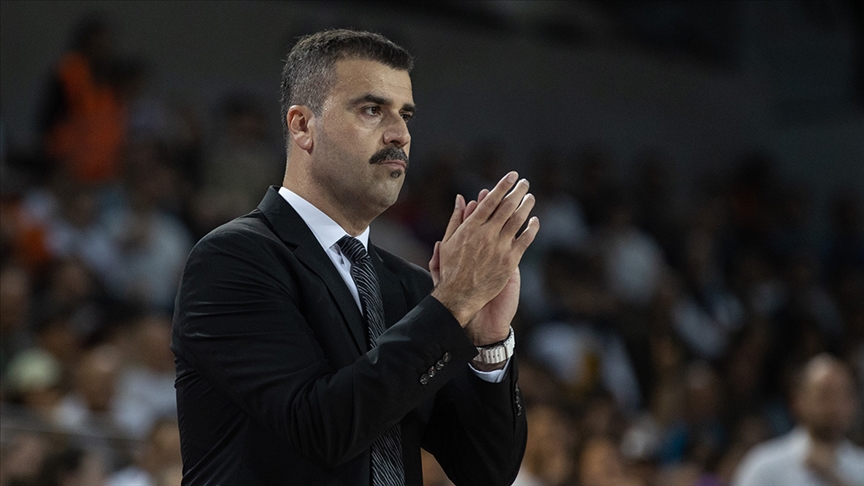 Anadolu Efes'in yeni başantrenörü Erdem Can