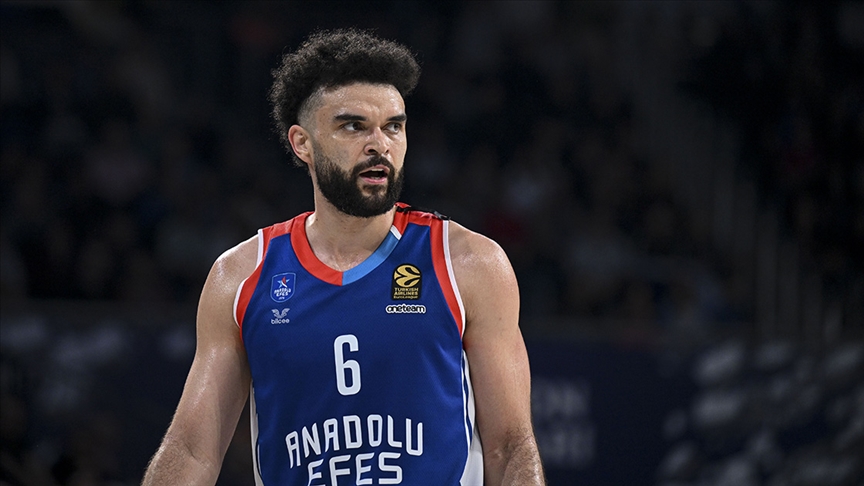 Anadolu Efes ile Elijah Bryant 2 yıllığına anlaştı