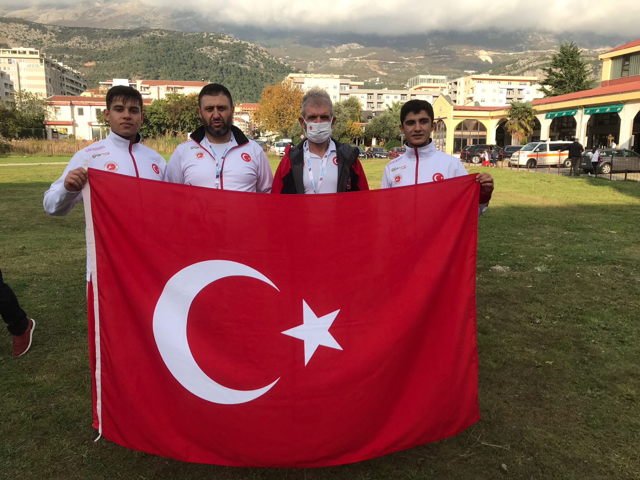 Meram Belediyespor iki madalya ile döndü
