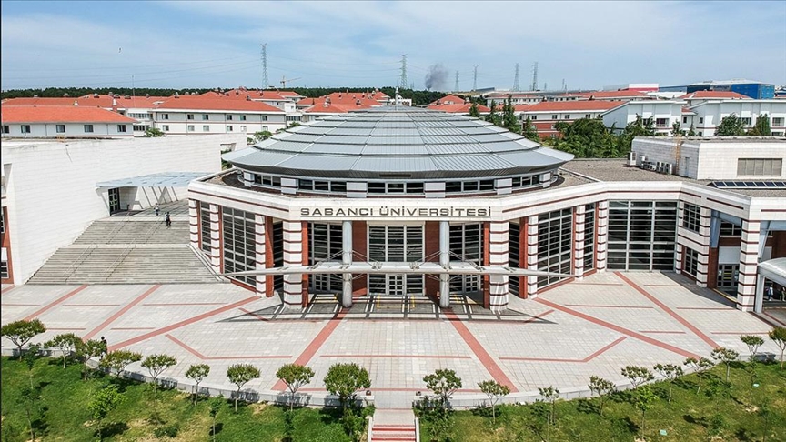 Üniversite sıralamasında öndeyiz