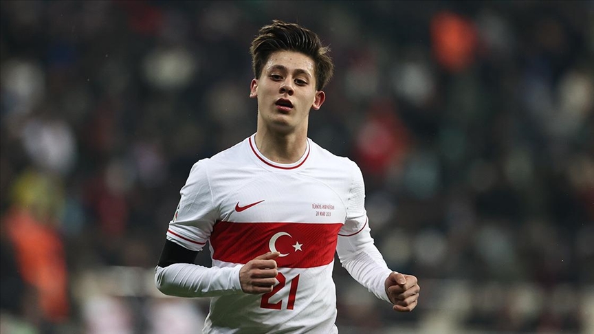 Bu akşam sözleşmeyi imzalıyor
