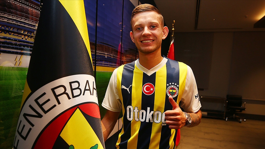 Szymanski Fenerbahçe kadrosunda
