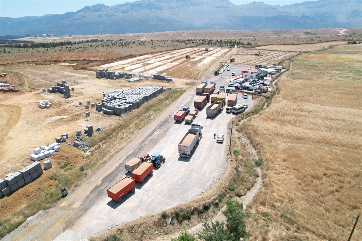 Seydişehir'de TMO hububat alım merkezi açıldı