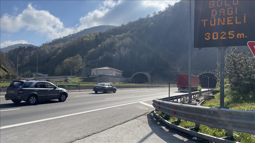 Bolu Dağı Tüneli'ne bakım çalışması