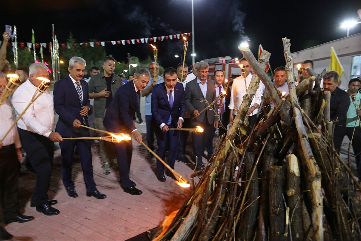Karaman'da 5. Uluslararası Türk Dünyası Şöleni