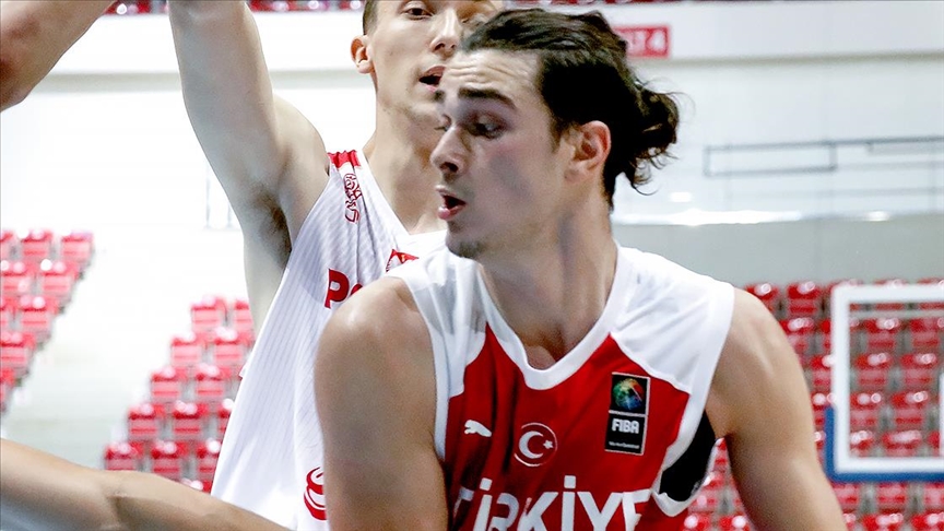 Fenerbahçe, Yiğit Hamza Mestoğlu'nu kadrosuna aldı