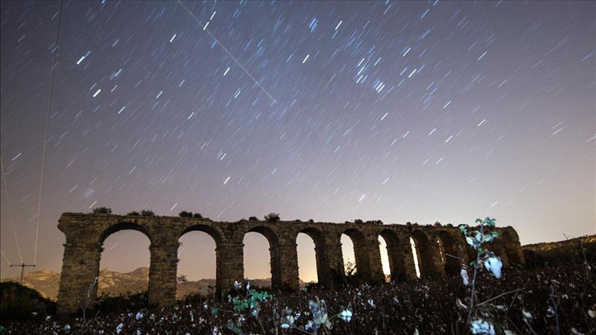Gökyüzü meteor yağmuru ile aydınlanacak