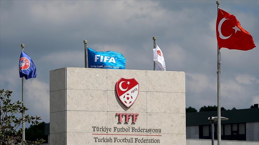 Fenerbahçe'ye ihtar cezası