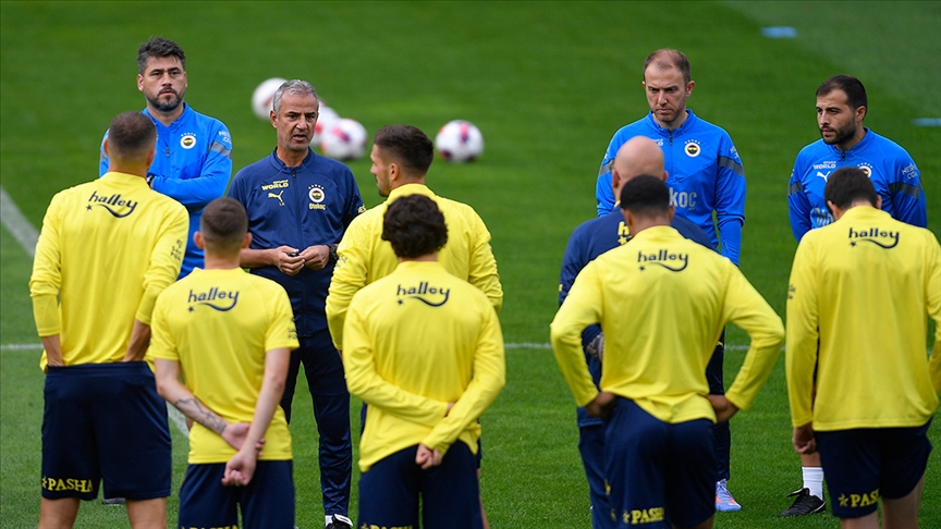 Fenerbahçe sezona yenilerle girdi