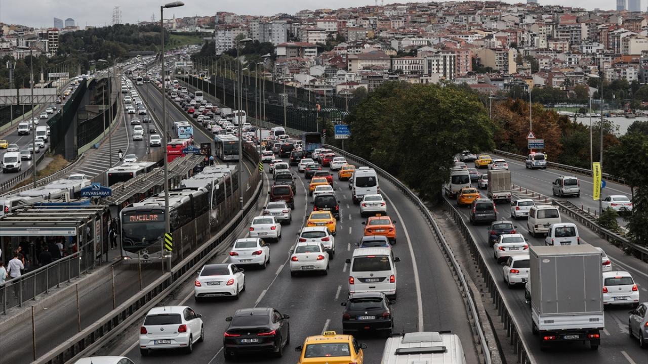 Motorlu kara taşıtları istatistikleri açıklandı
