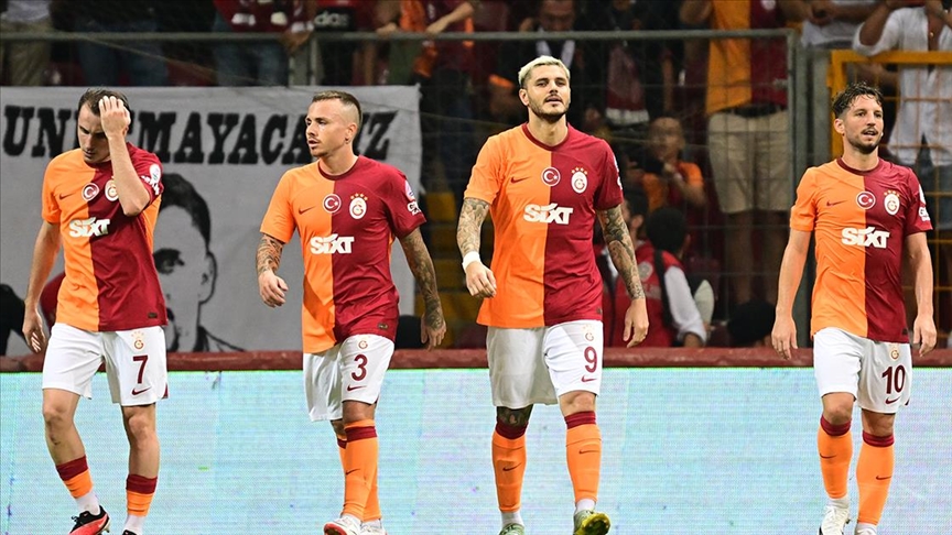 Galatasaray'ın kadrosu bellirlendi