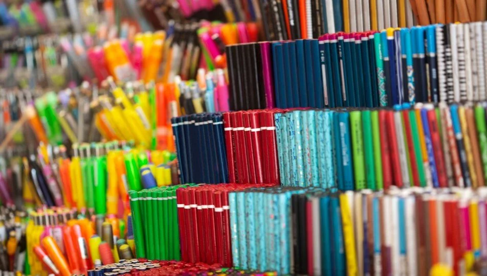 Merdiven altı kırtasiye ürünlerine dikkat!