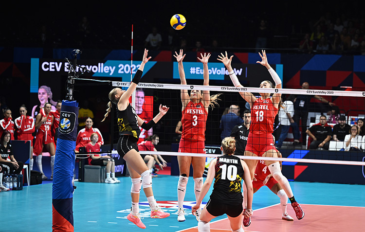 Filenin Sultanları çeyrek finalde