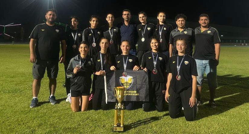 Konya Büyükşehir Bayan Atletizm Takımı Süper Lig'de