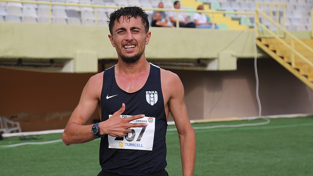 Milli atlet Salih Korkmaz,  Türkiye rekorunu geliştirdi