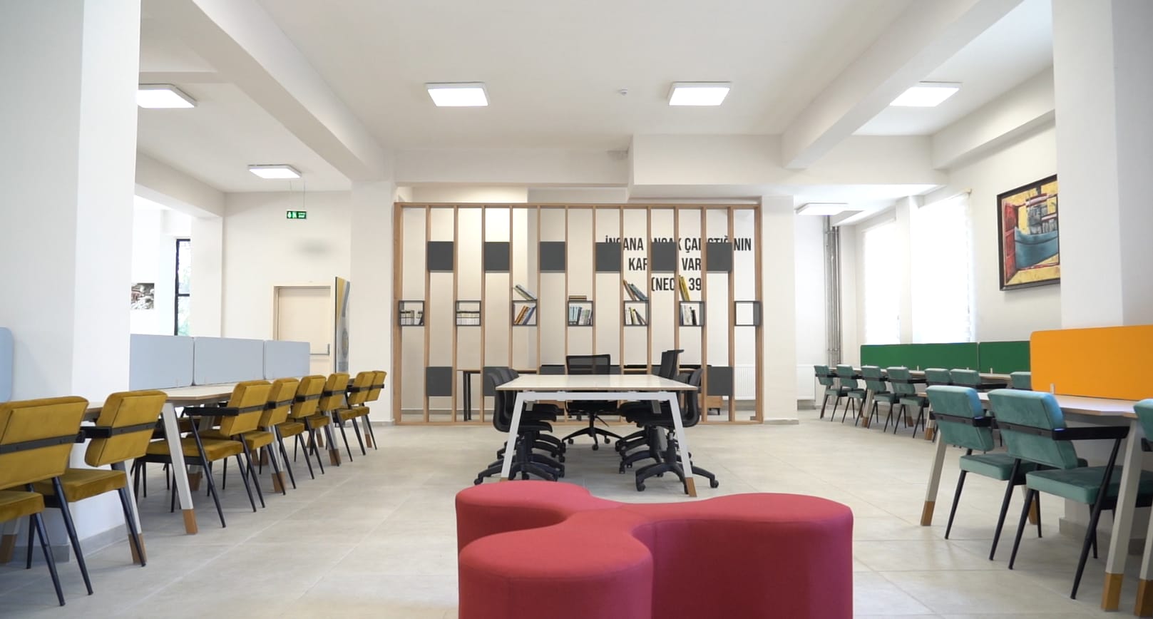 Öğrencilere ücretsiz etüt salonu hizmeti