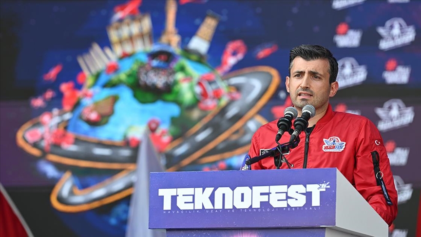 Bayraktar: Teknofest dünyada zihinsel devrime imza attı