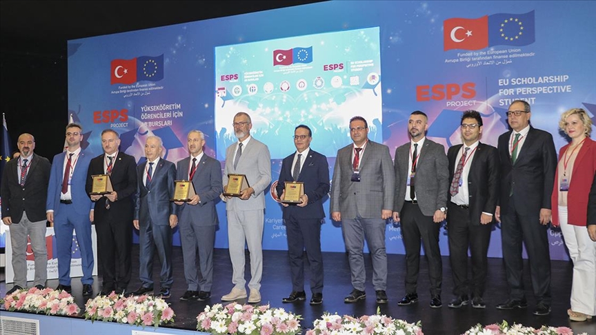 "Yükseköğretim Öğrencileri İçin AB Bursları" Projesi tanıtıldı