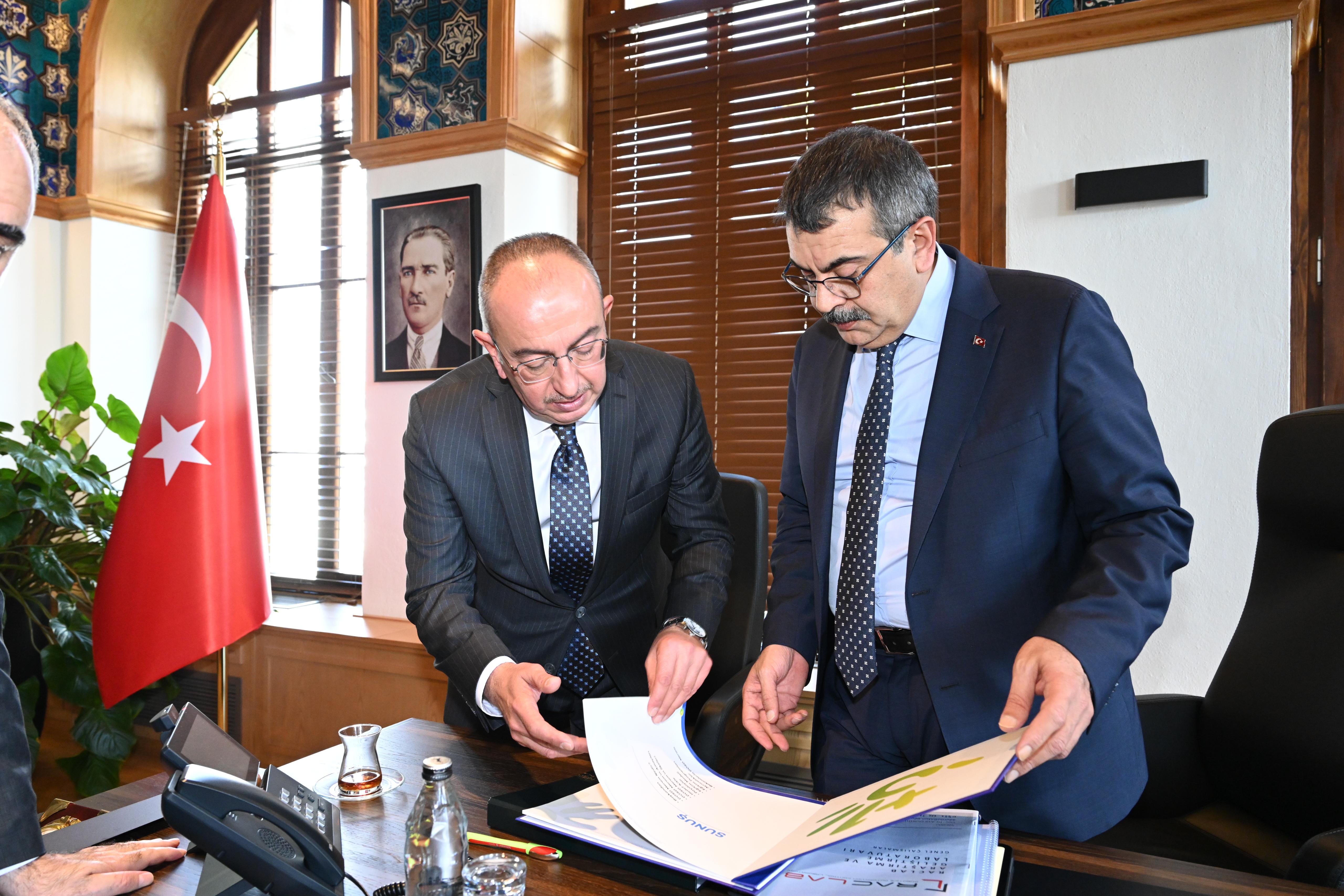 Bakan Tekin DOSD Meram'ı inceledi