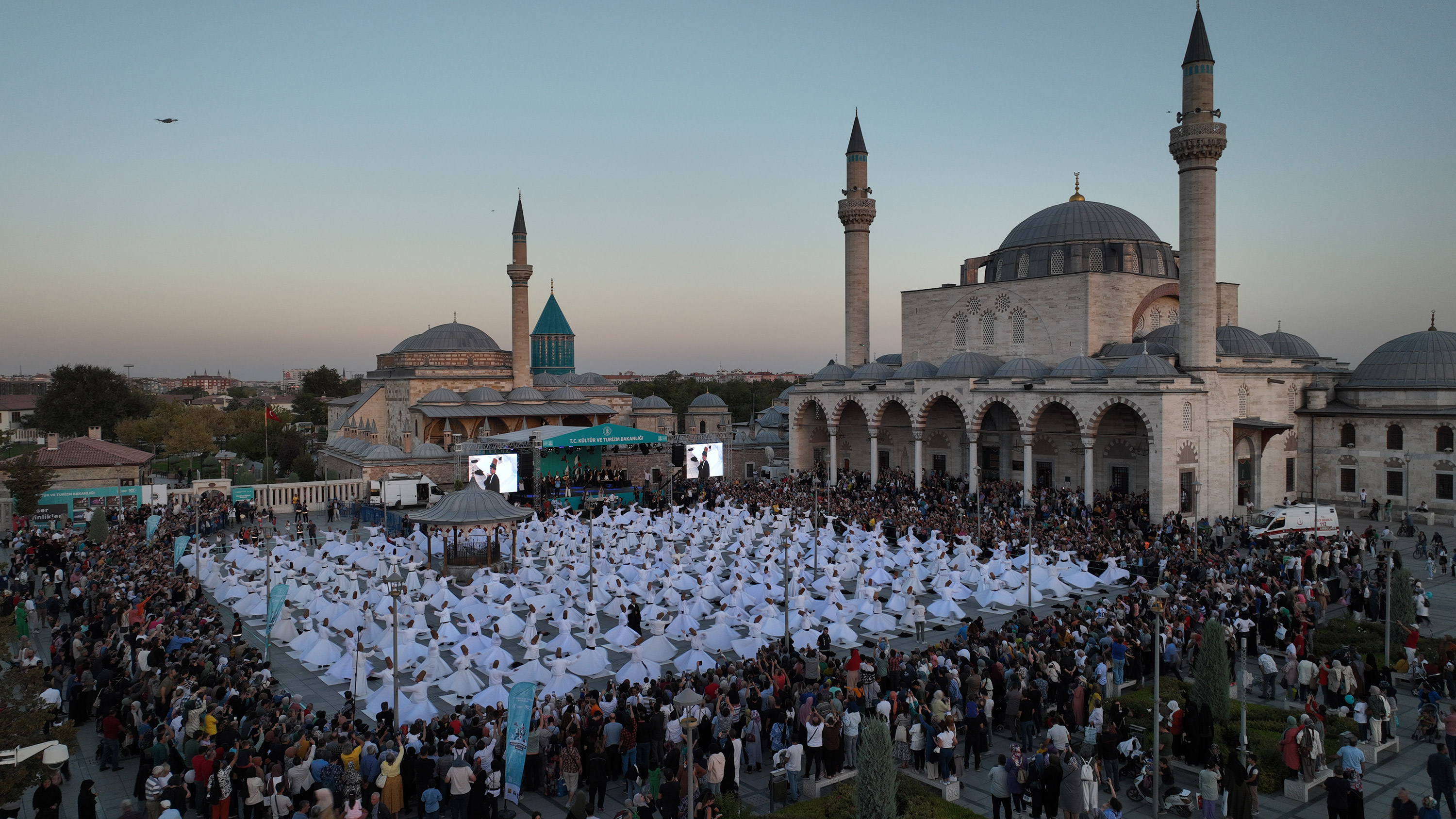 Konya'da "Mevlana ve İnsan" temalı fotoğraf yarışması