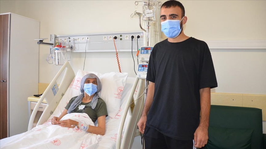 Annesinin deniz özlemi için böbreğini verdi