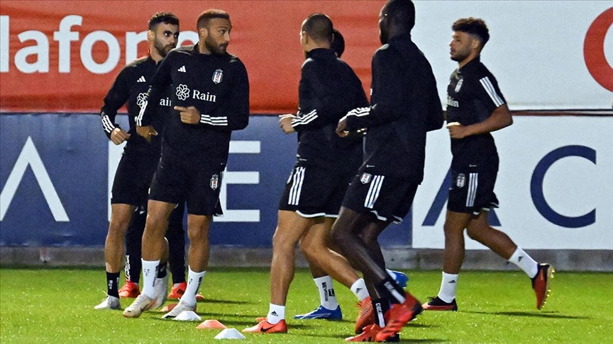 İki büyük takım derbiye hazırlanıyor