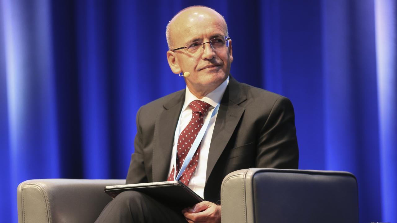 Maliye Bakanı Şimşek Fransa'da