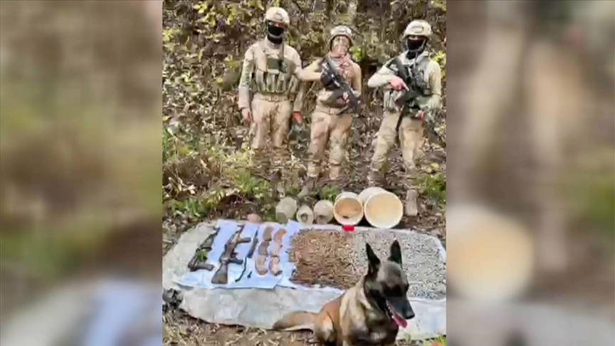 Bitlis'te araziye gizlenmiş yaşam malzemeleri bulundu