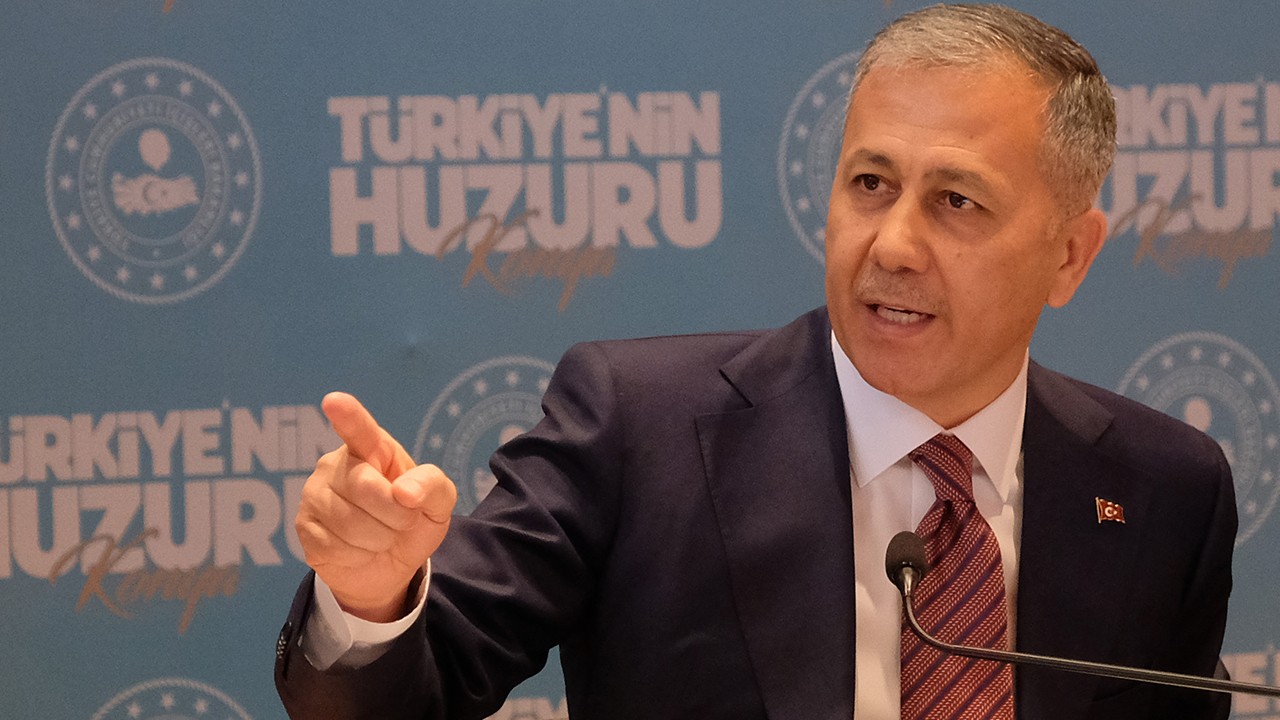 Bakan Yerlikaya zehir tacirleri için ''Nefes aldırmayacağız'' dedi
