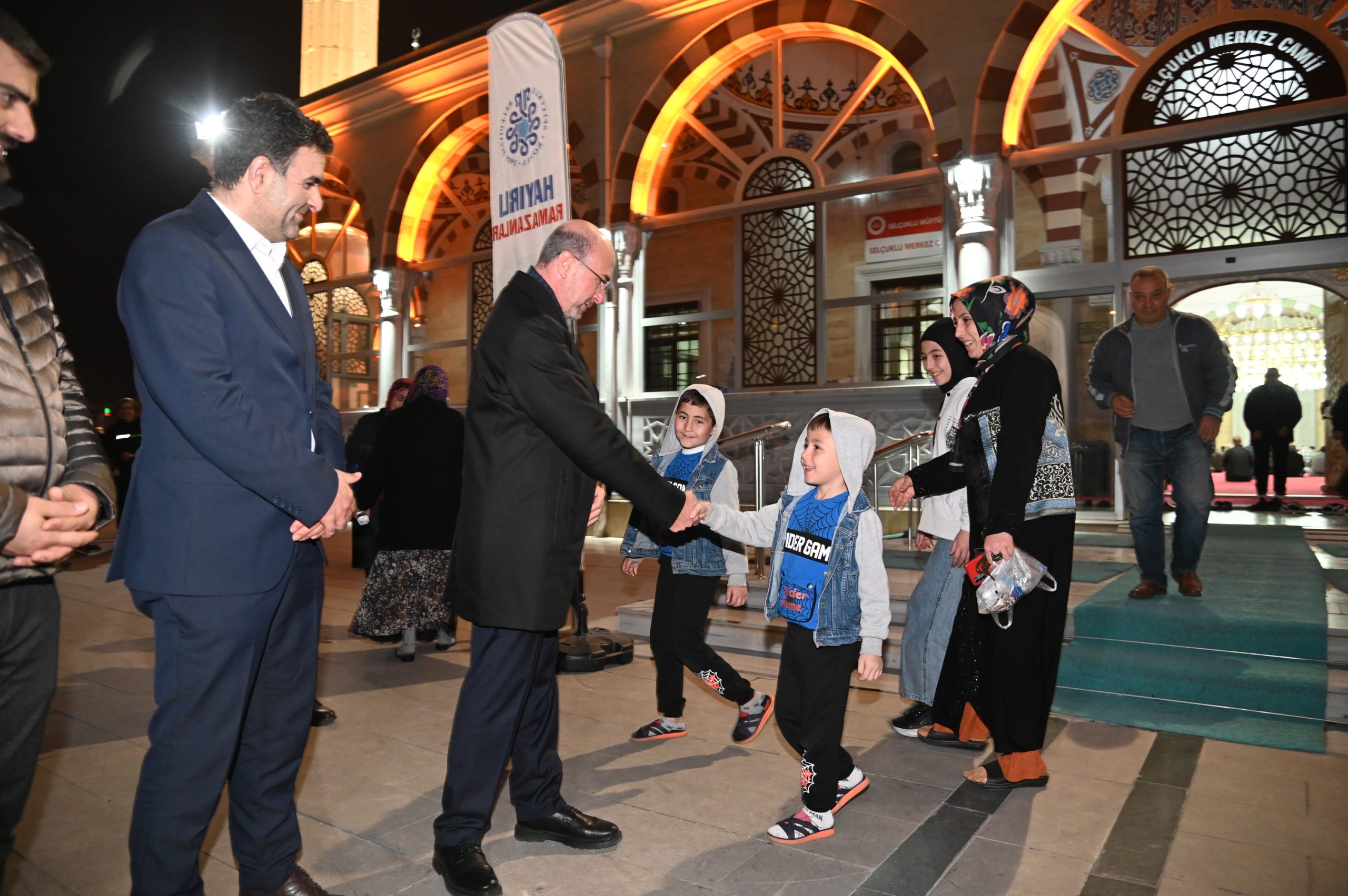 Selçuklu'da teravih buluşmaları başladı