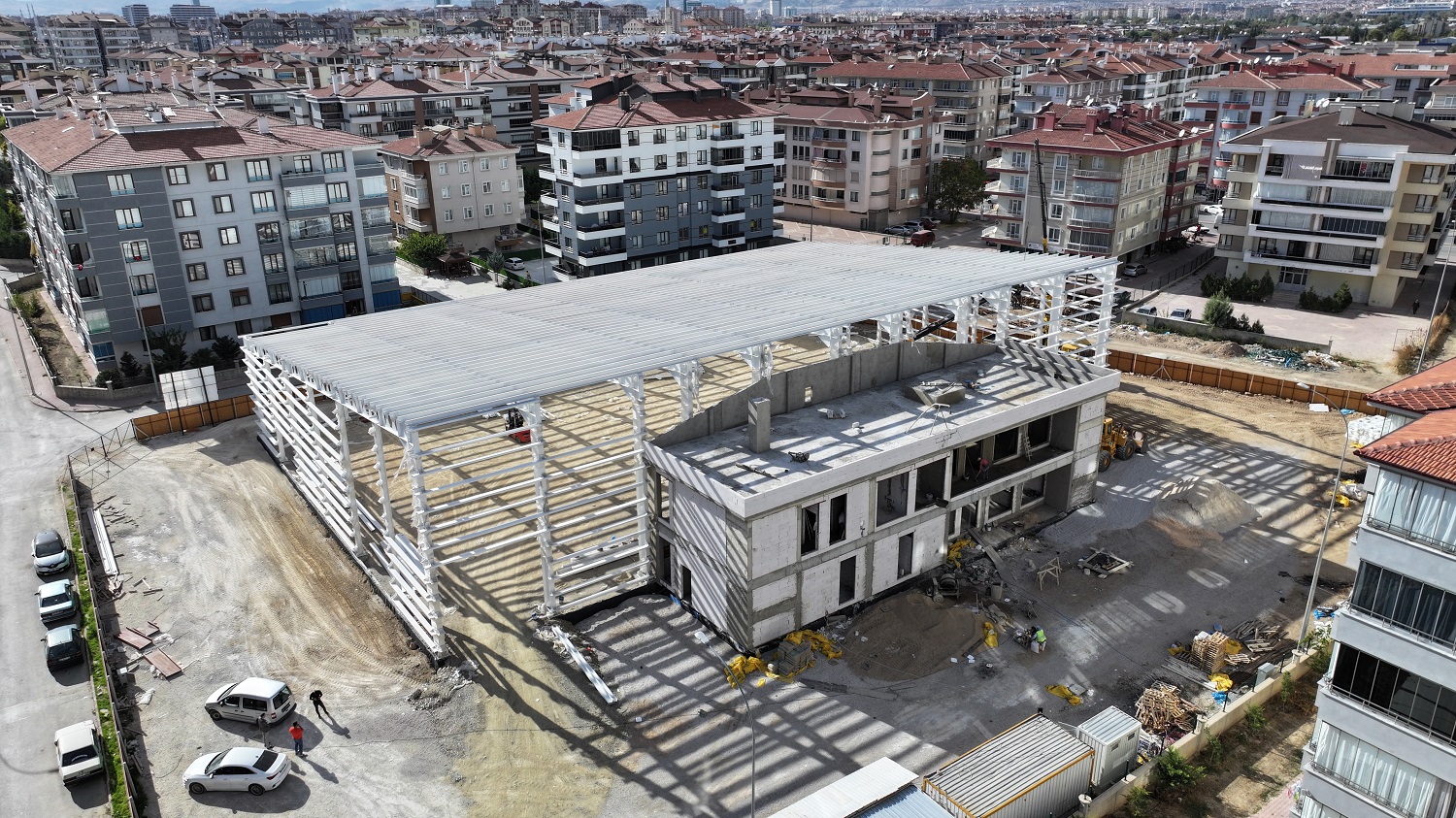 Tenis kortu sosyal hayatı canlandıracak